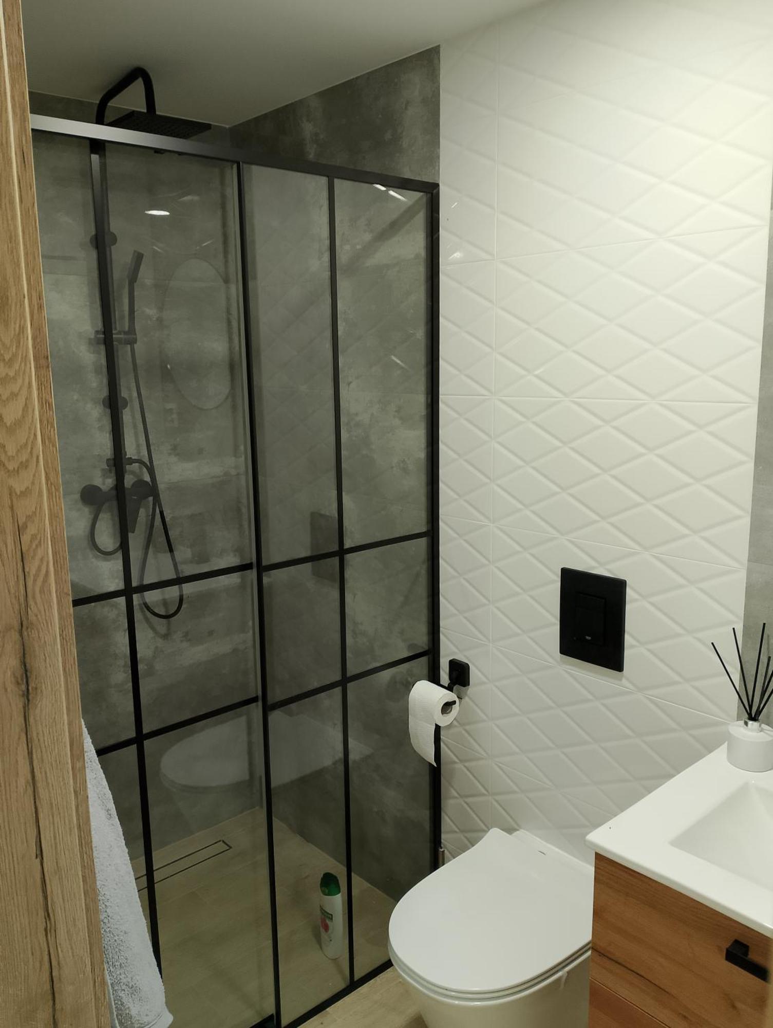 Apartament Z Ogrodem I Przemyśl Zewnętrze zdjęcie